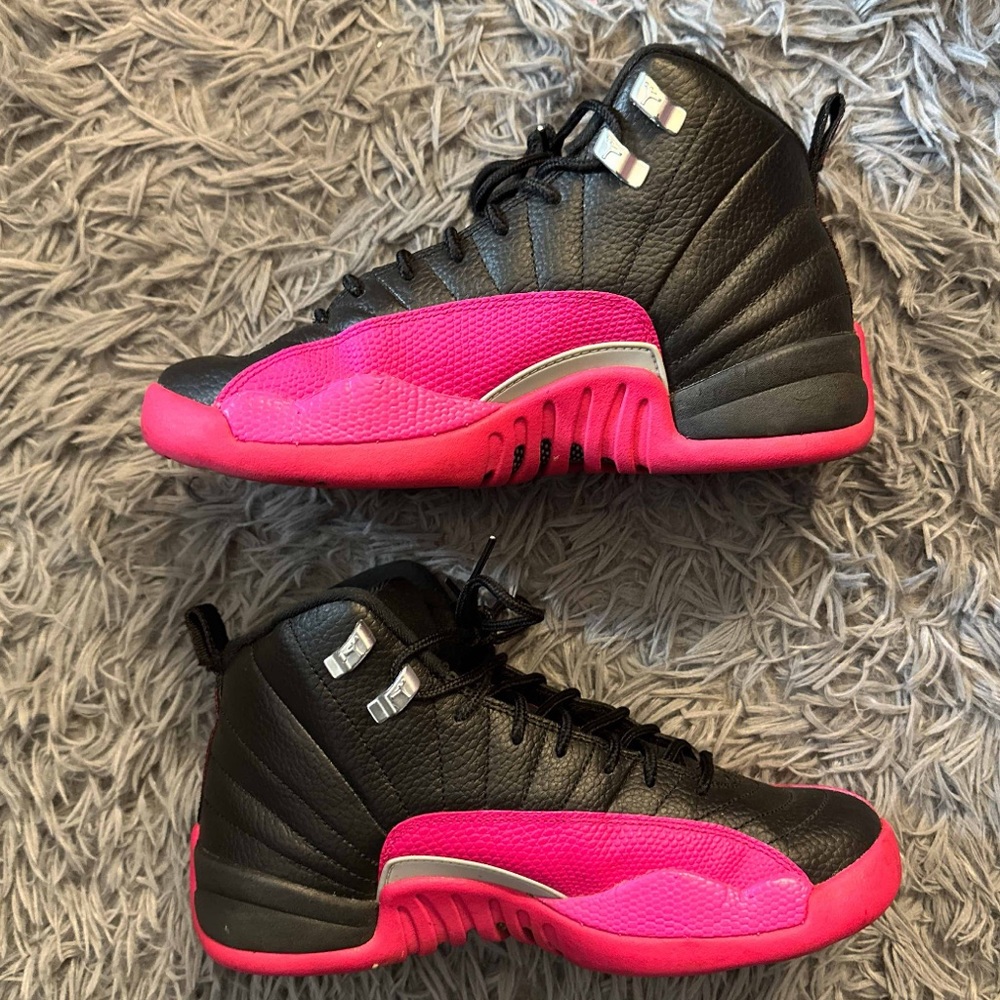 Air Jordan 12 Retro GS ‘Deadly Pink’